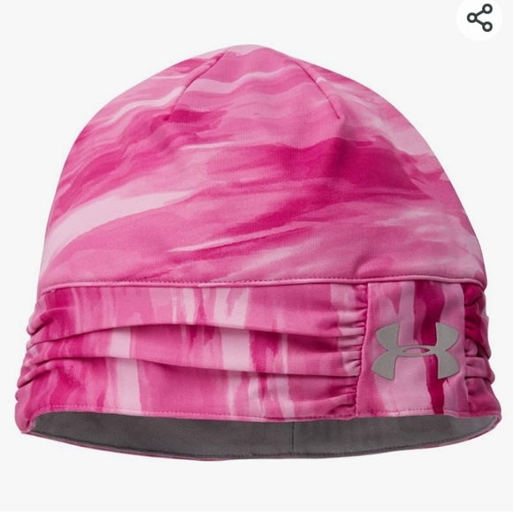 Women's UNDER ARMOUR Coldgear Infrared Magenta Shock Beanie - Picture 1 of 7